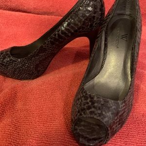 Snake skin shoes